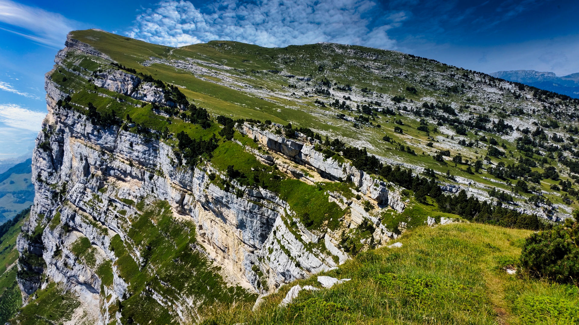 randonnée  massif de la  Chartreuse la Dent de Crolles