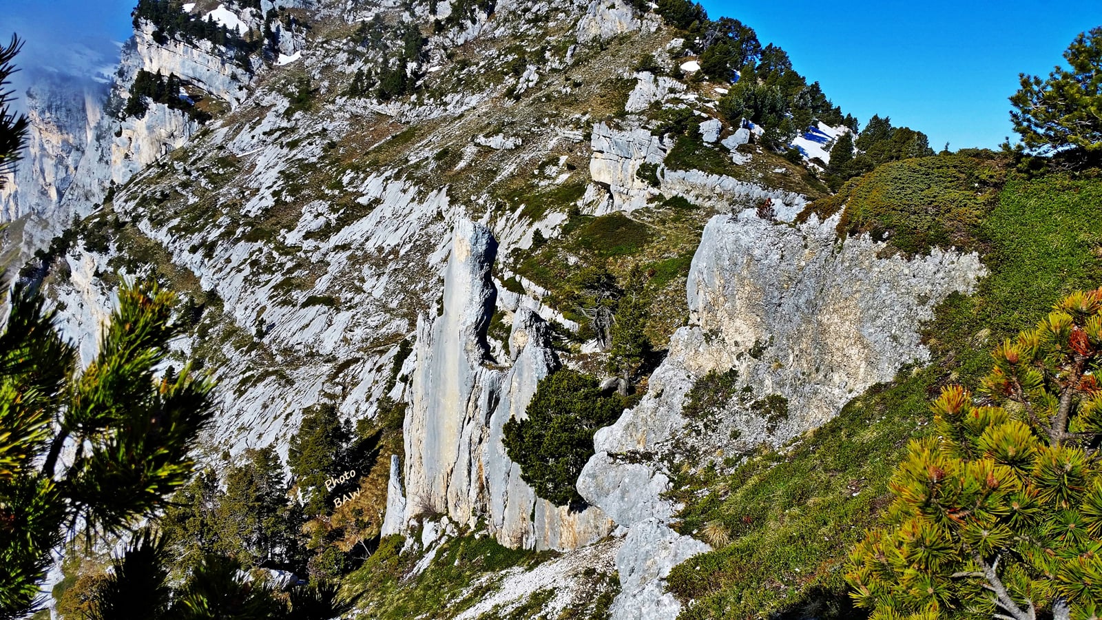 Monolithe du pas de Rocheplane randonnée en Chartreuse