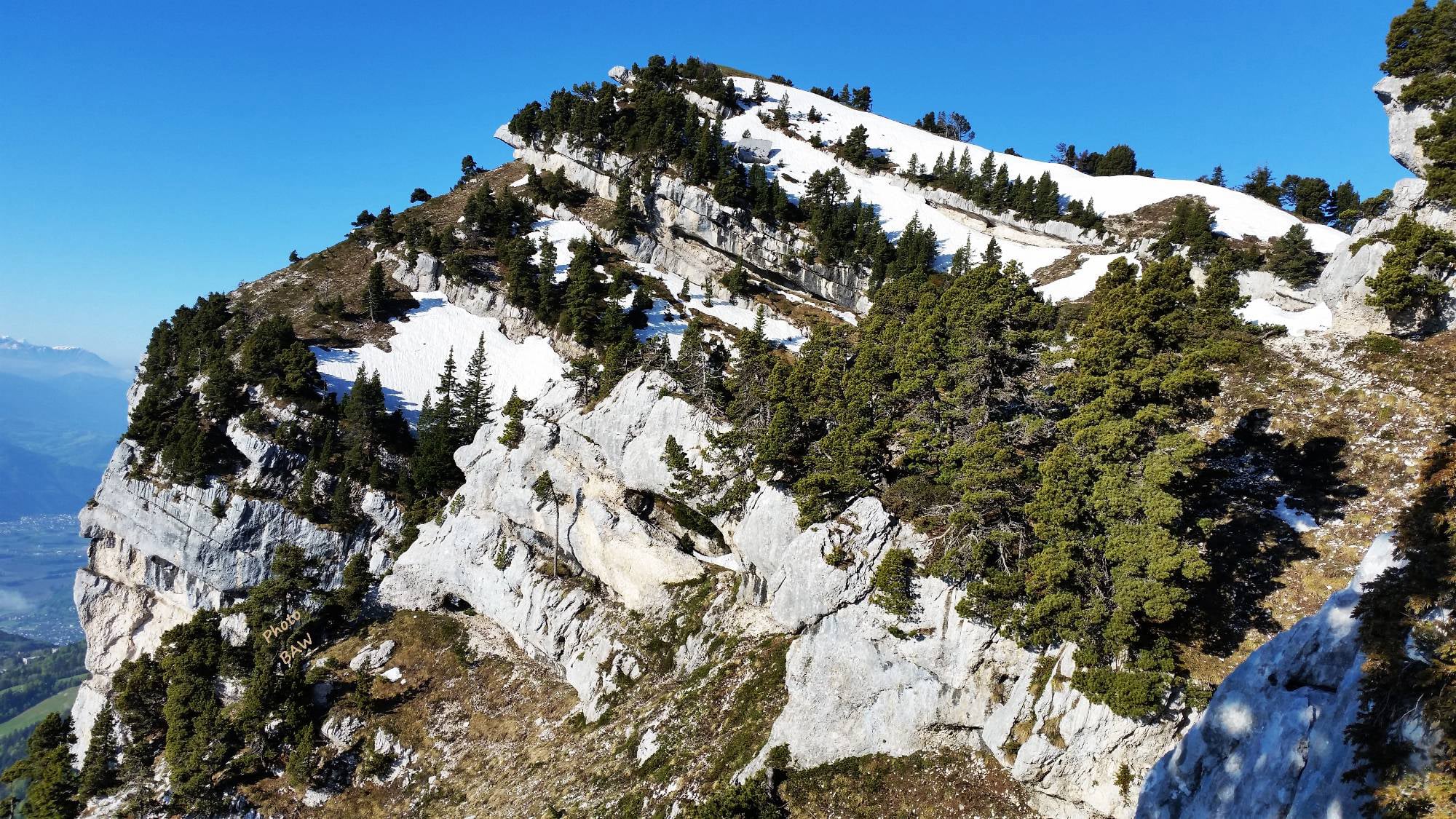 Le pas de Montbrun et arches naturelles massif de la Chartreuse